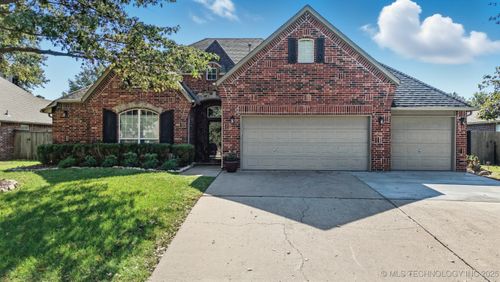 2412 W D St, Jenks, OK, 74037-3481 | Card Image