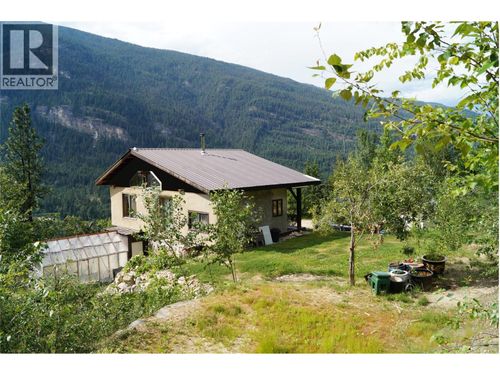 4650 Highway 6, Winlaw, BC, V0G2J0 | Card Image