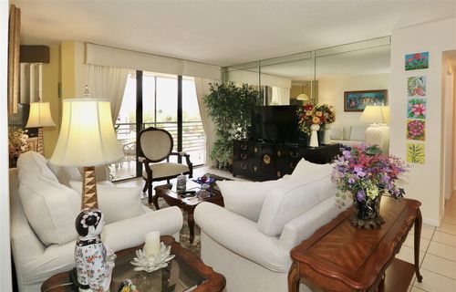 apt-502-7200 Radice Ct, Lauderhill, FL, 33319-4259 | Card Image