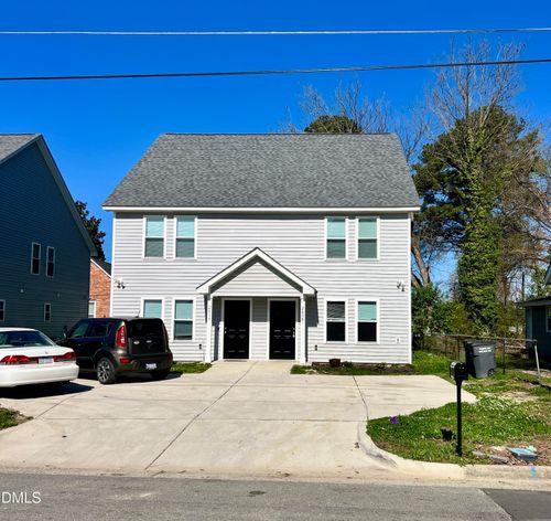 aandb-203 N Sellers St, Selma, NC, 27576-2820 | Card Image