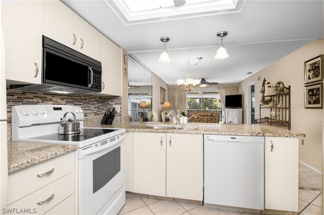 UNIT-410 - 8150 Summerlin Village Cir, Condo with 2 bedrooms, 2 bathrooms and null parking in FORT MYERS FL | Image 15