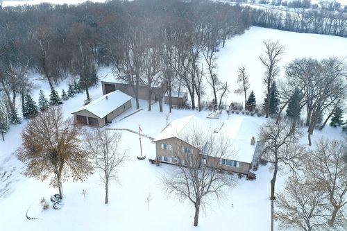 17395 State Highway 114, Starbuck, MN, 56381-2299 | Card Image