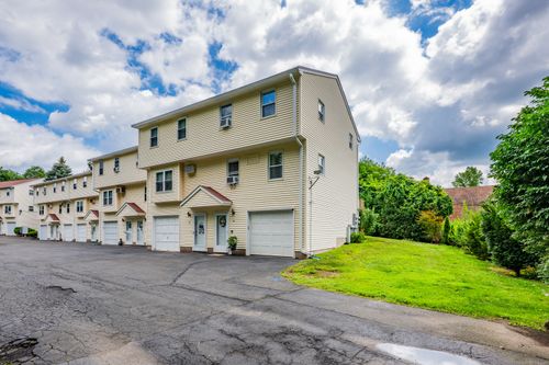 apt-16-66 Atwood St, Plainville, CT, 06062-3142 | Card Image