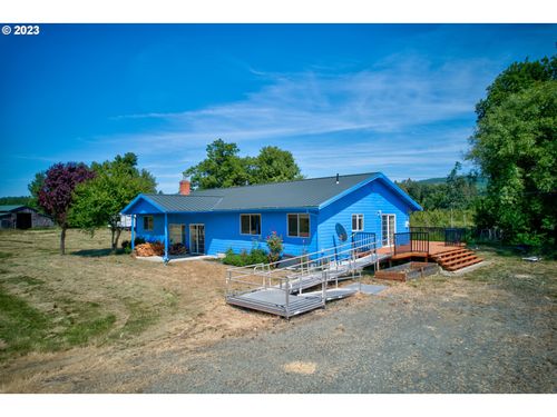 803 Main Camas Rd, Camas Valley, OR, 97416-9741 | Card Image