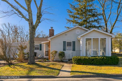 717 Harmony Rd, North Middletown, NJ, 07748-5137 | Card Image