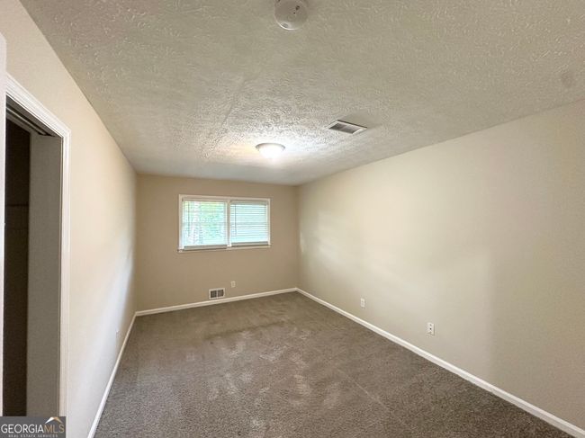3403 Linda Dr, House other with 3 bedrooms, 2 bathrooms and null parking in Lithia Springs GA | Image 5