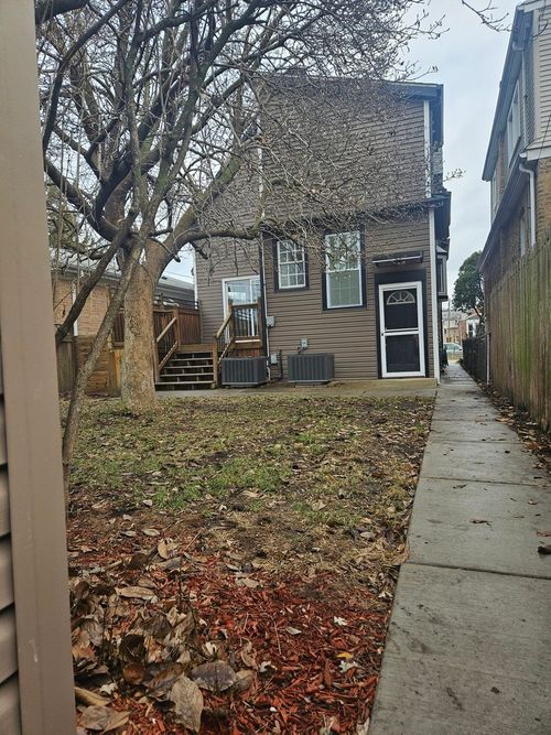 5402 N Mobile Ave, CHICAGO, IL, 60630-1014 | Card Image