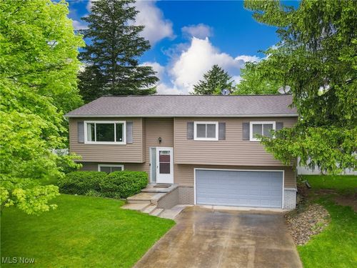 1395 Cecil Dr, Streetsboro, OH, 44241-8351 | Card Image