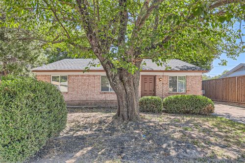 1018 S Murray St, Mckinney, TX, 75069-6212 | Card Image
