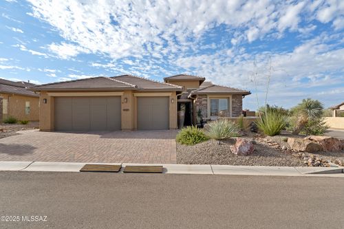 61597 E Marble Dr, Oracle, AZ, 85623-0939 | Card Image