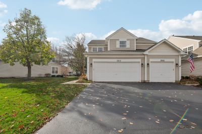 2810 White Thorn Circle, Townhouse with 2 bedrooms, 2 bathrooms and 2 parking in Naperville IL | Image 1