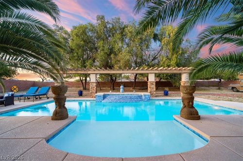 7100 Via Campanile Ave, Las Vegas, NV, 89131-0112 | Card Image