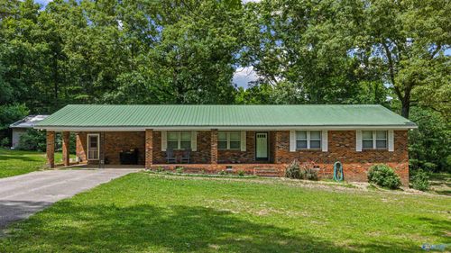 72 Red Oak Dr, Valley Head, AL, 35989-4441 | Card Image