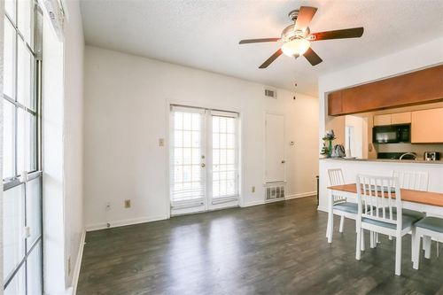 apt-302-912 W 22nd St, Austin, TX, 78705-5455 | Card Image