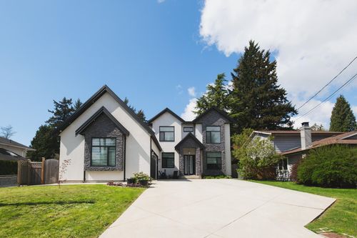 2211 154 St, Surrey, BC, V4A4S6 | Card Image