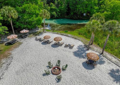 7032 River Run Blvd, WEEKI WACHEE, FL, 34607-4051 | Card Image
