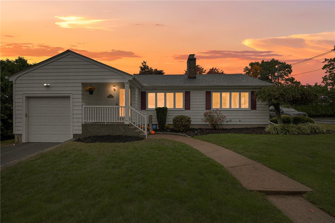 Towanda Dr, North Providence, RI 02911