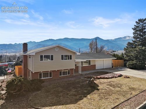 2905 Garden Hill Dr, Colorado Springs, CO, 80904-1660 | Card Image