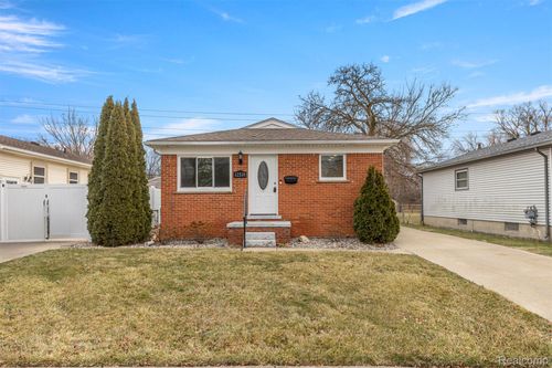 12539 Huron St, Taylor, MI, 48180-4304 | Card Image