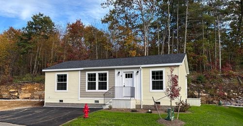 6 Pinrock Dr, Sturbridge, MA, 01566-1497 | Card Image