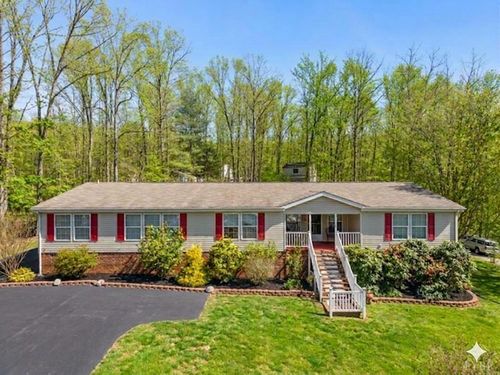 214 Victoria Dr, Amherst, VA, 24521-4162 | Card Image