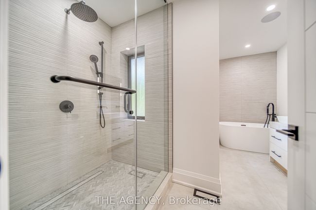 16 Duncannon Dr, House other with 5 bedrooms, 5 bathrooms and 4 parking in Toronto ON | Image 20