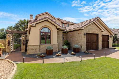 19 San Savio Ct, Austin, TX, 78738-1738 | Card Image