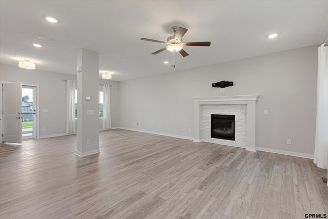 17312 Potter St, House other with 4 bedrooms, 3 bathrooms and 3 parking in Bennington NE | Image 5