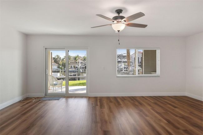 2383 Hanover Dr, Townhouse with 2 bedrooms, 3 bathrooms and null parking in DUNEDIN FL | Image 8