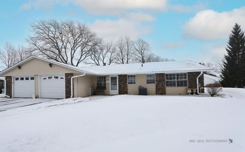 7302 Chevy Chase Ct, Fox Lake, IL, 60020-1004 | Card Image