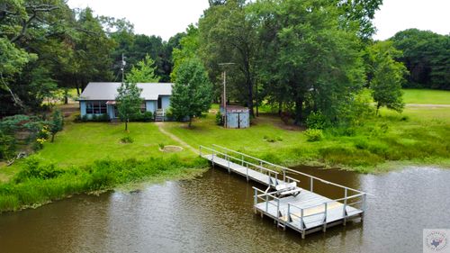 210 Omaha Drive, Omaha, TX, 75571 | Card Image