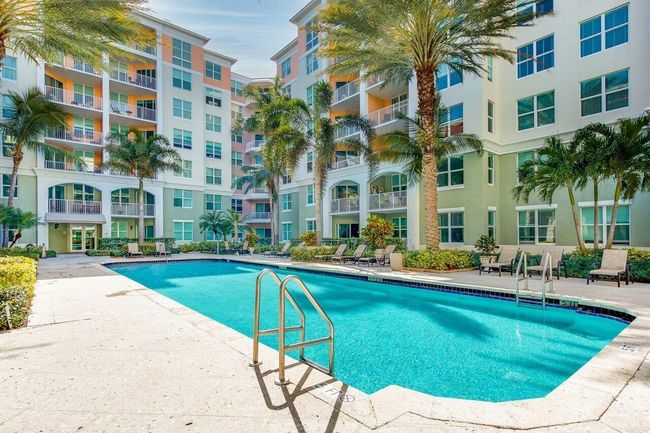 APT-201 - 804 E Windward Way, Condo with 3 bedrooms, 2 bathrooms and null parking in Lantana FL | Image 23