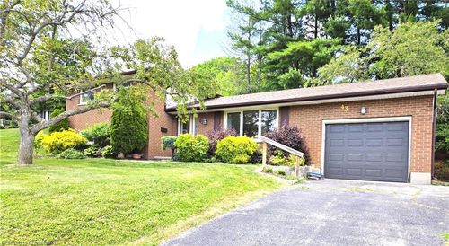 43 Cherry St, Simcoe, ON, N3Y1B3 | Card Image