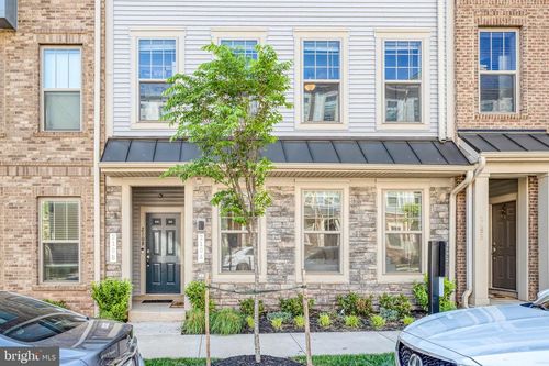 210 Park Central Ter, MANASSAS PARK, VA, 20111 | Card Image