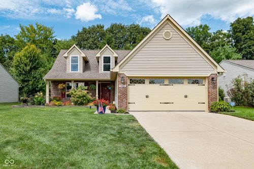 10632 Ashview Dr, Fishers, IN, 46038-7460 | Card Image