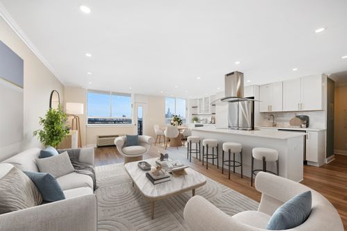 1208-100 Manhattan Ave, Union City, NJ, 07087-5239 | Card Image