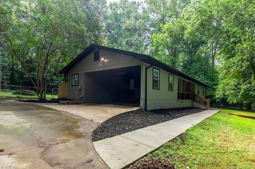255 Back Creek Rd, Asheboro, NC, 27205-2601 | Card Image