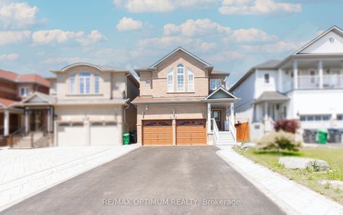 545 Warhol Way, Mississauga, ON, L5W1M2 | Card Image