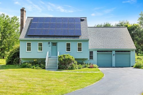 10 Farm Rd, Stow, MA, 01775-1175 | Card Image