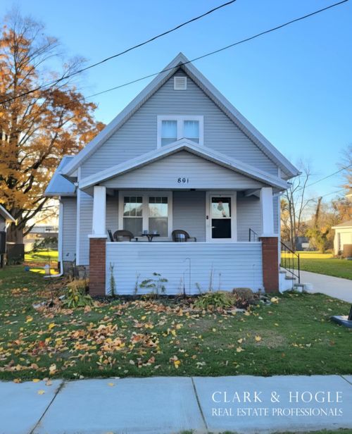 891 6th Ave, Lake Odessa, MI, 48849-1024 | Card Image