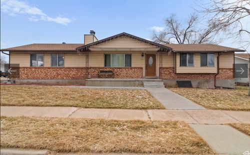 1125 700, Clearfield, UT, 84015-9353 | Card Image