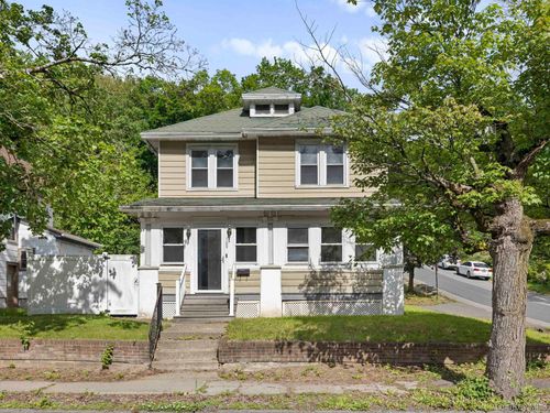 169 E Chester St, Kingston, NY, 12401-4126 | Card Image