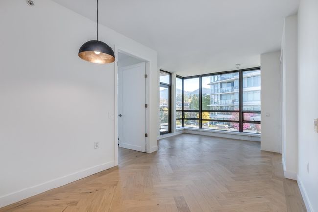 708 - 170 W 1 St Street, Condo with 2 bedrooms, 2 bathrooms and 1 parking in North Vancouver BC | Image 6