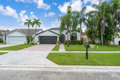 758 Lake Wellington Dr, Wellington, FL, 33414-7968 | Card Image