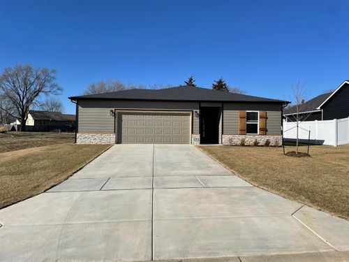 630 Santa Fe Ave, El Dorado, KS, 67042-3700 | Card Image