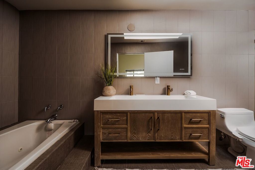 Residential in Los Angeles 5
