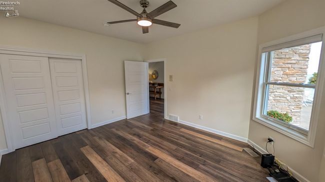 4376 E Cliff Rd, House other with 3 bedrooms, 3 bathrooms and 3 parking in Port Clinton OH | Image 32