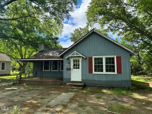 310 W 10th St, Scotland Neck, NC, 27874-1242 | Card Image