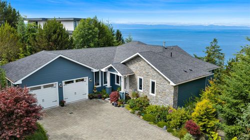 7420 Thornton Hts, Sooke, BC, V9Z1L8 | Card Image