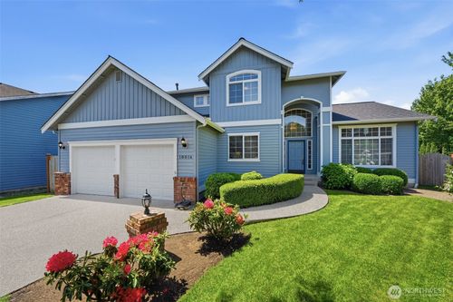 18016 27th Dr Se, Bothell, WA, 98012-9321 | Card Image